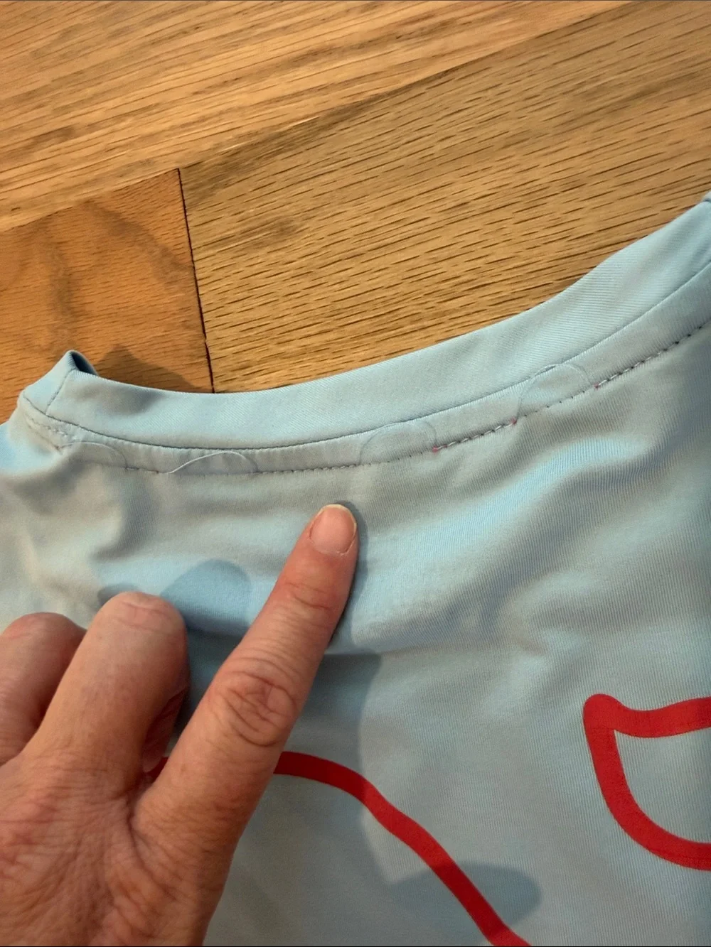 Vineyard Vines light pale
